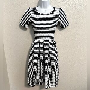LuLaRoe Navy Blue and White Striped Midi Amelia Dress | Size XXS